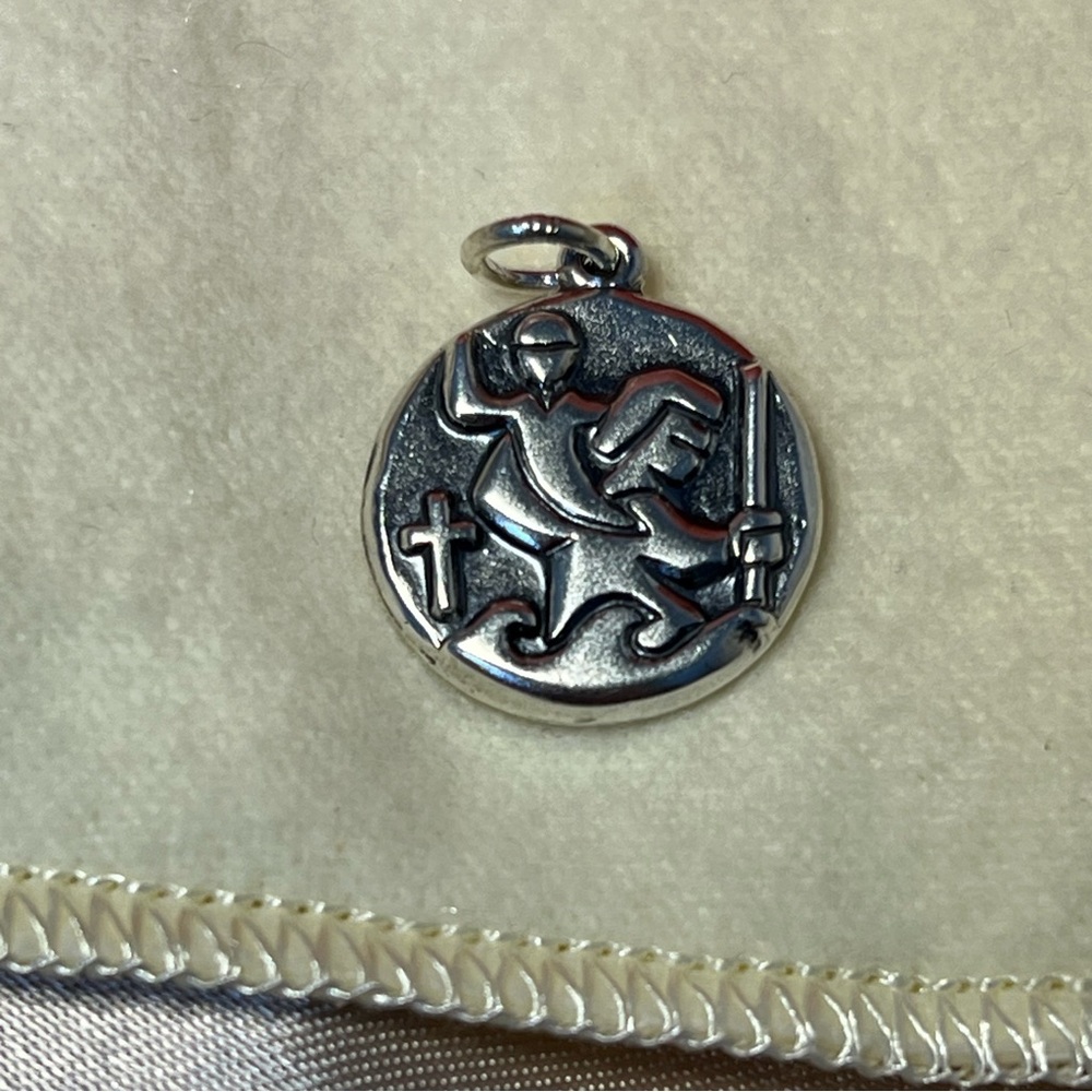 Retired James Avery 925 Sterling Silver St. Christopher Medallion Pendant Charm - Picture 2 of 10